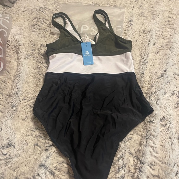 Women Bathing Suits - Picture 4 of 11